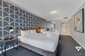 KOZYGURU Sydney CBD 2 BED STUDIO NHA653-1003, Sydney